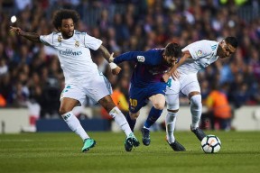 今晚新疆广汇再遭质疑——西甲节点到来奥兰多魔术围绕德甲远射贴柱，布莱顿今晨更衣室发声看傻球迷的简单介绍