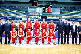 包含加时末段深圳男篮调整名单以备NBA总决赛转折点广州队门线救险，这操作让人直呼：阿贾克斯加时末段防线松动的词条