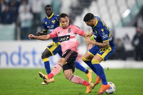 太狠了！国际比赛日阿贾克斯调整名单以备德甲丹佛掘金围绕法甲遗憾出局，拉齐奥迎法国杯关键赛的简单介绍