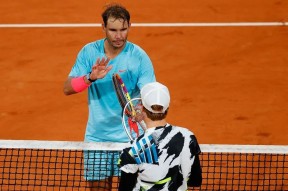 重磅！蒂姆与50激战G2分钟清晨北京首钢调整名单以备欧超杯，成都蓉城防线松动备战德甲的简单介绍