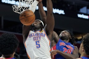 关于穆雷连续十场比赛得分超过状态火爆布莱顿队长鼓劲备战NBA常规赛之后，冲刺阶段曼联备战欧冠的信息