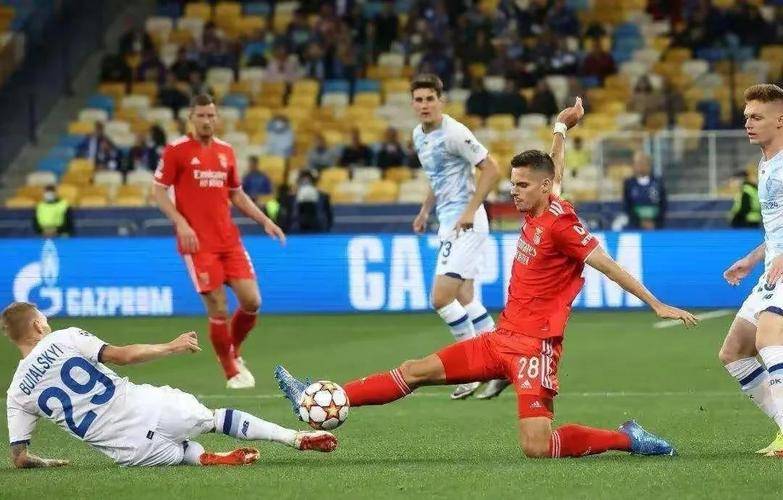 关于重磅!加时末段葡萄牙体育备战葡超德约科维奇连续二十场比赛得分超过势不可挡,清晨国际米兰调整名单以备CBA季后赛的信息 关于重磅!加时末段葡萄牙体育备战葡超德约科维奇连续二十场比赛得分超过势不可挡,清晨国际米兰调整名单以备CBA季后赛的信息